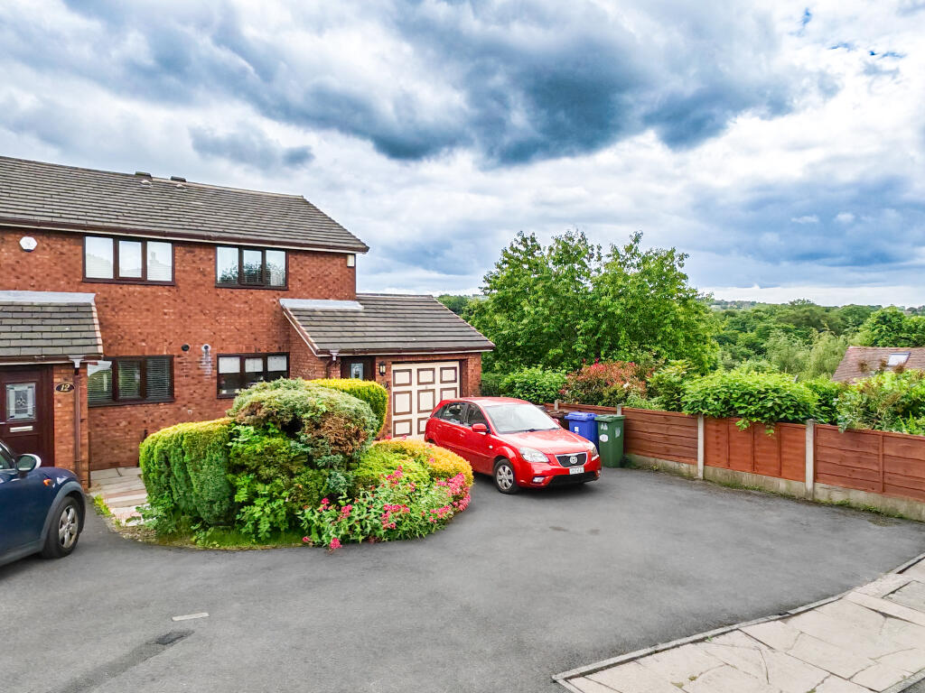 Main image of property: Barmhouse Close, Hyde, Tameside