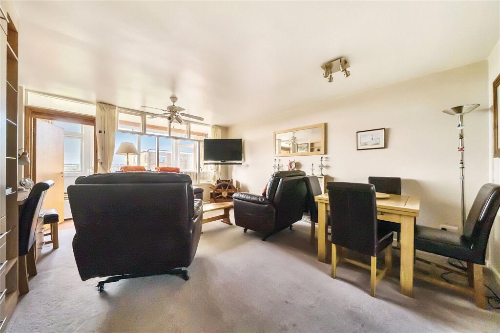Heron Court, West Bay, Bridport, Dorset, DT6 photo 4