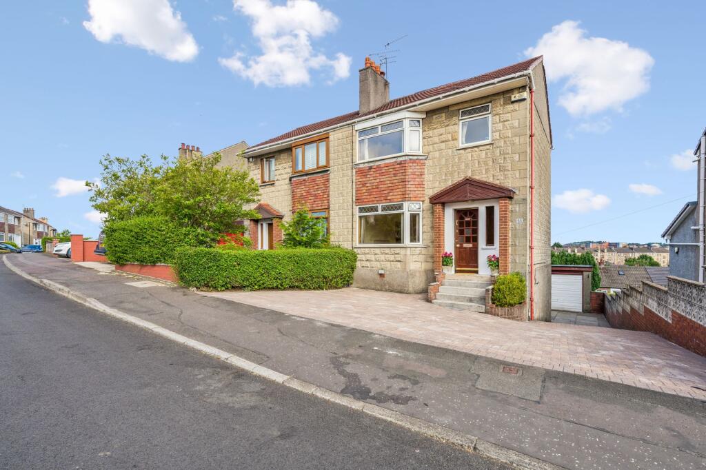 Main image of property: 165 Brunton Street, Cathcart, Glasgow, G44 3NE
