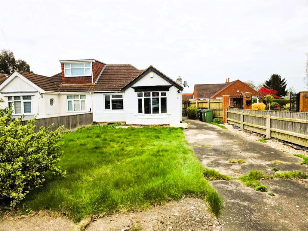 Main image of property: Tetney Road, Humberston, Grimsby
