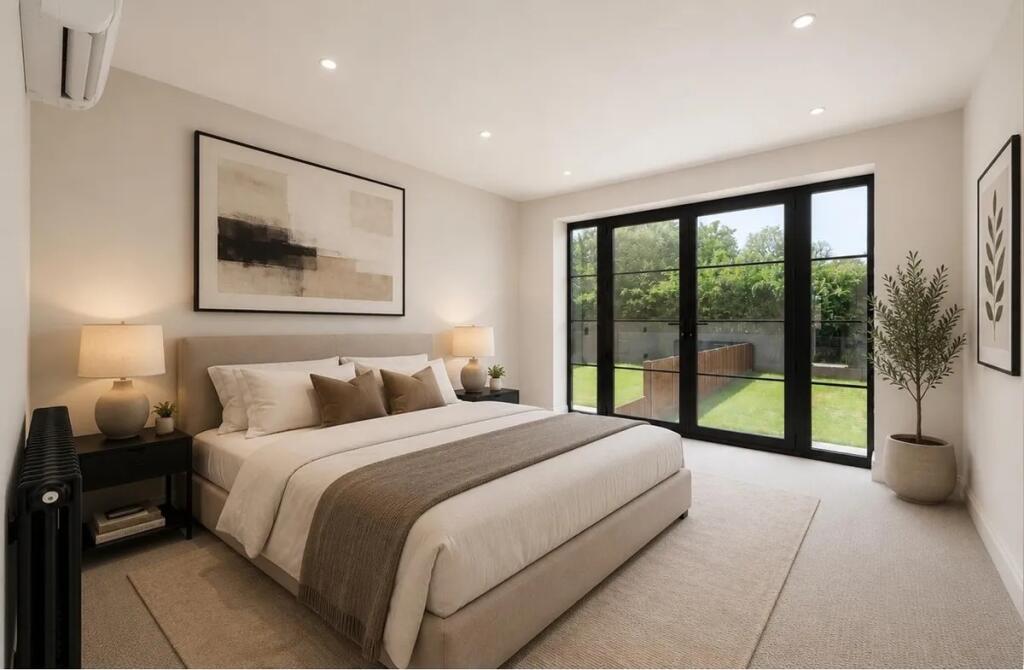 House in Potters Bar, Northaw and Cuffley - More