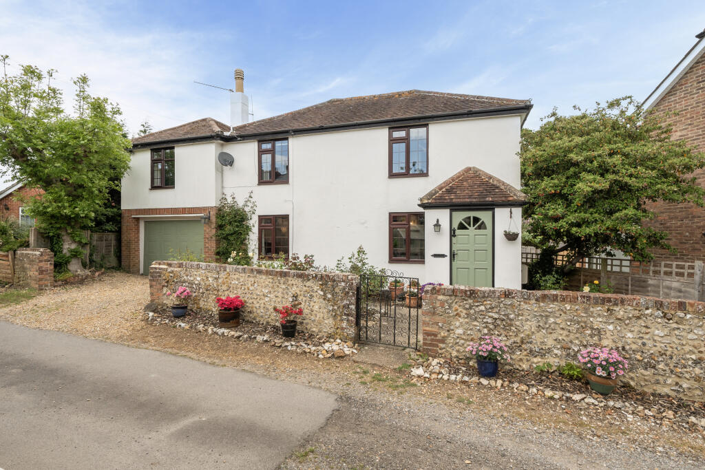 Main image of property: Commonside, Emsworth, PO10