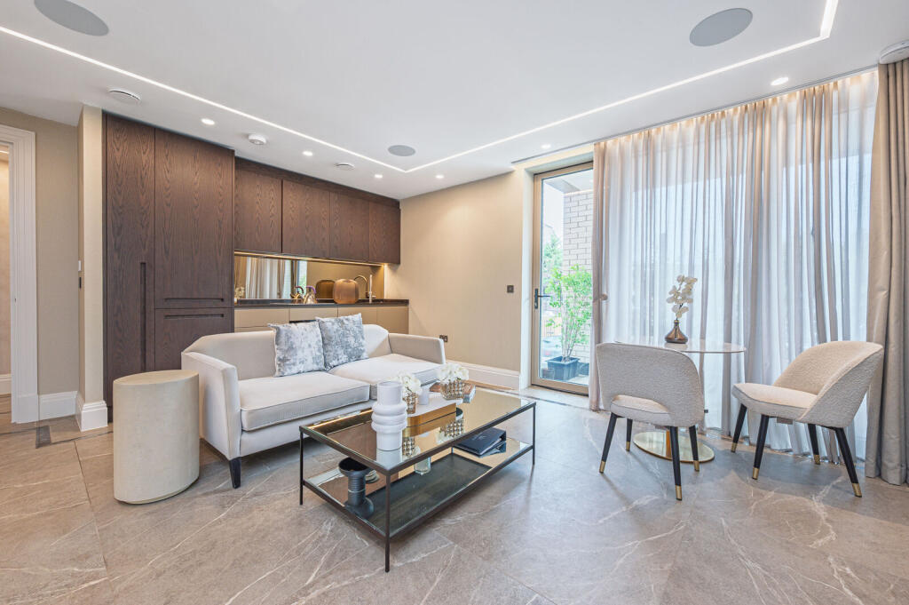 Apartment in London - View 3