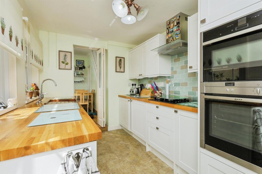 House in Eastbourne, East Sussex - View 5