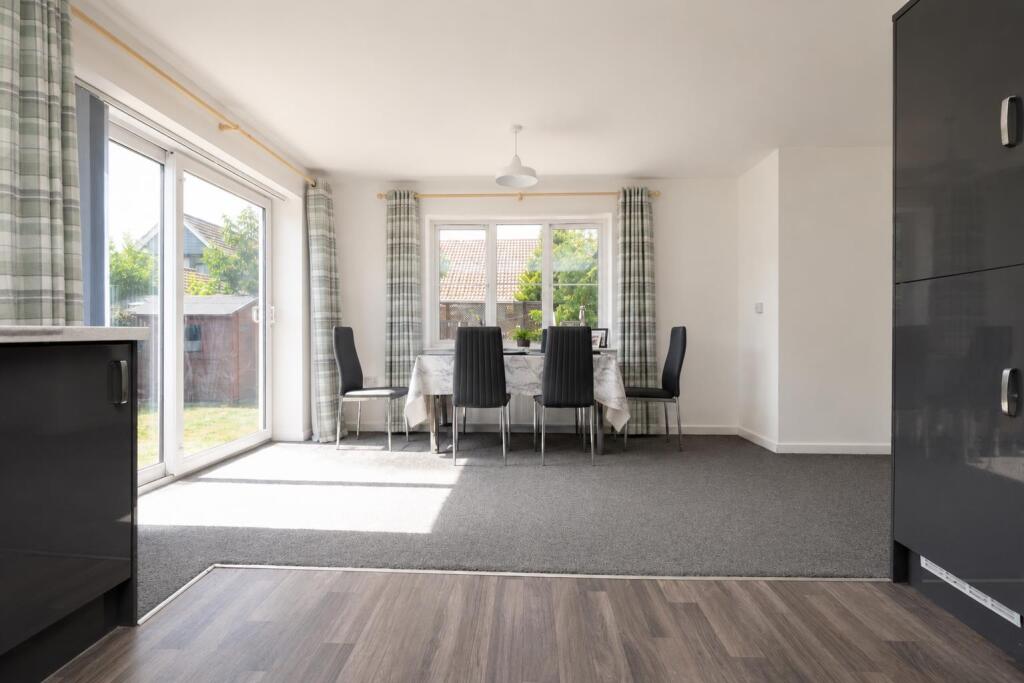 House in Fareham, Hampshire - More