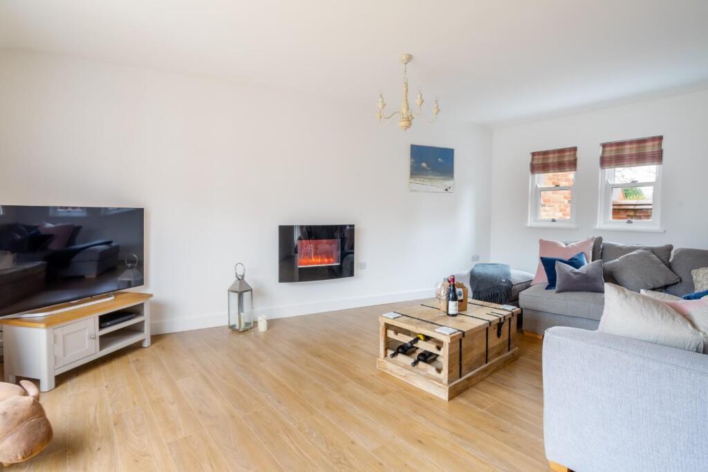 House in York - View 4