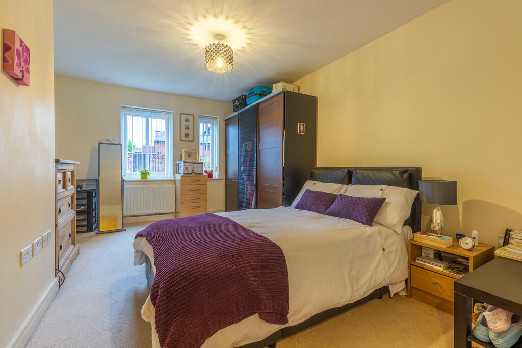 Waverley Court , Waverley Street, OL1 4GA photo 4