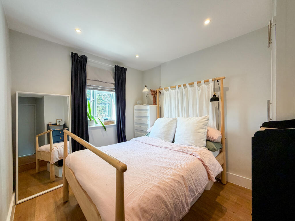 Apartment in London - More