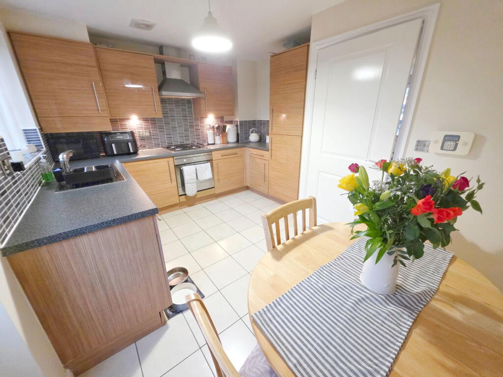 House in Barnsley, South Yorkshire - View 4