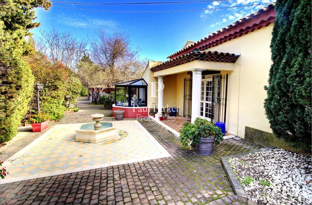 Main image of property: Provence-Alpes-Cote d'Azur, Var, Toulon