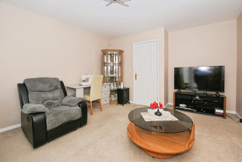 House in Peterborough, Hampton Hargate - View 4