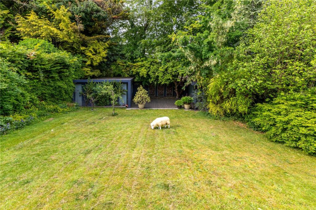 Clements Road, Chorleywood, Rickmansworth, Hertfordshire, WD3 photo 3