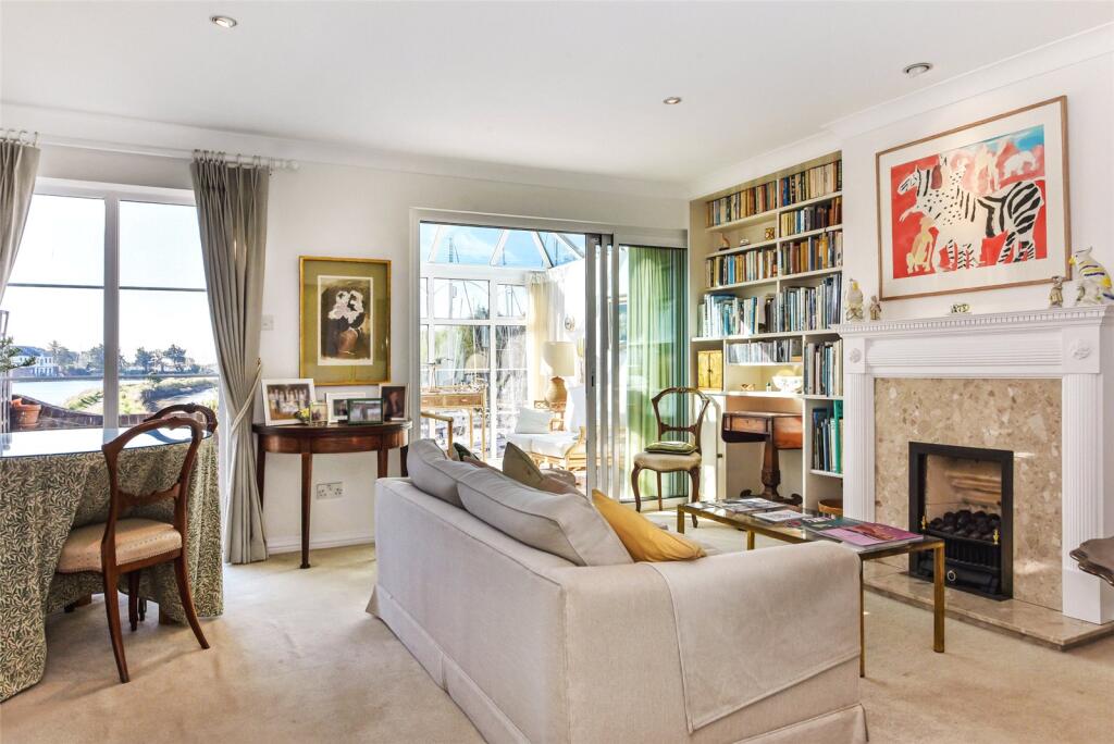 House in Chichester, Southbourne - View 4