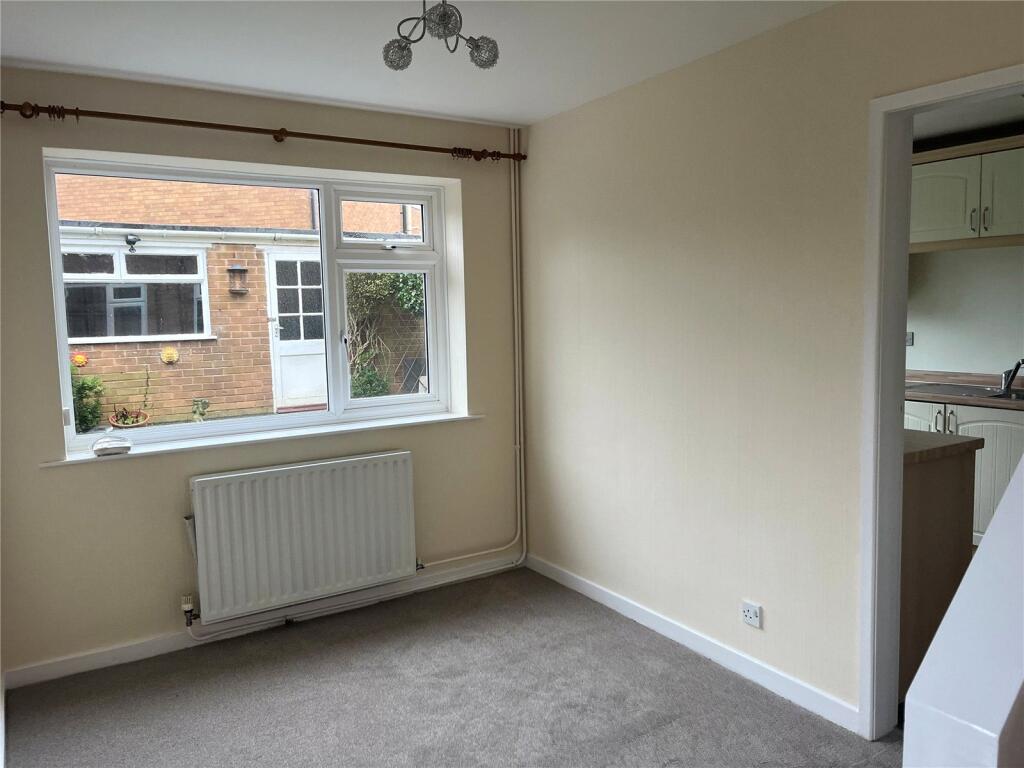 Old London Road, Flint, Flintshire, CH6 photo 4