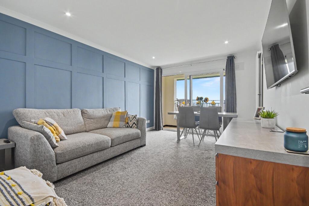 Apartment in Paisley, Inverclyde - View 5