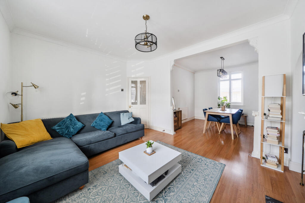 Main image of property: Overdown Road, London