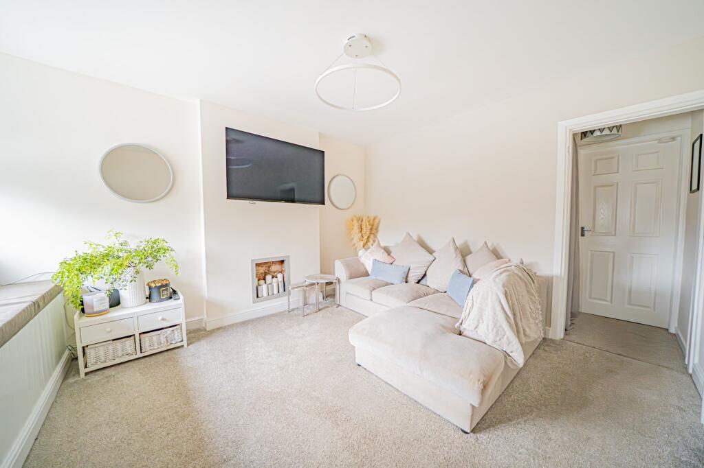 Additional image 7 of Lugtrout Lane, Catherine-De-Barnes, B91