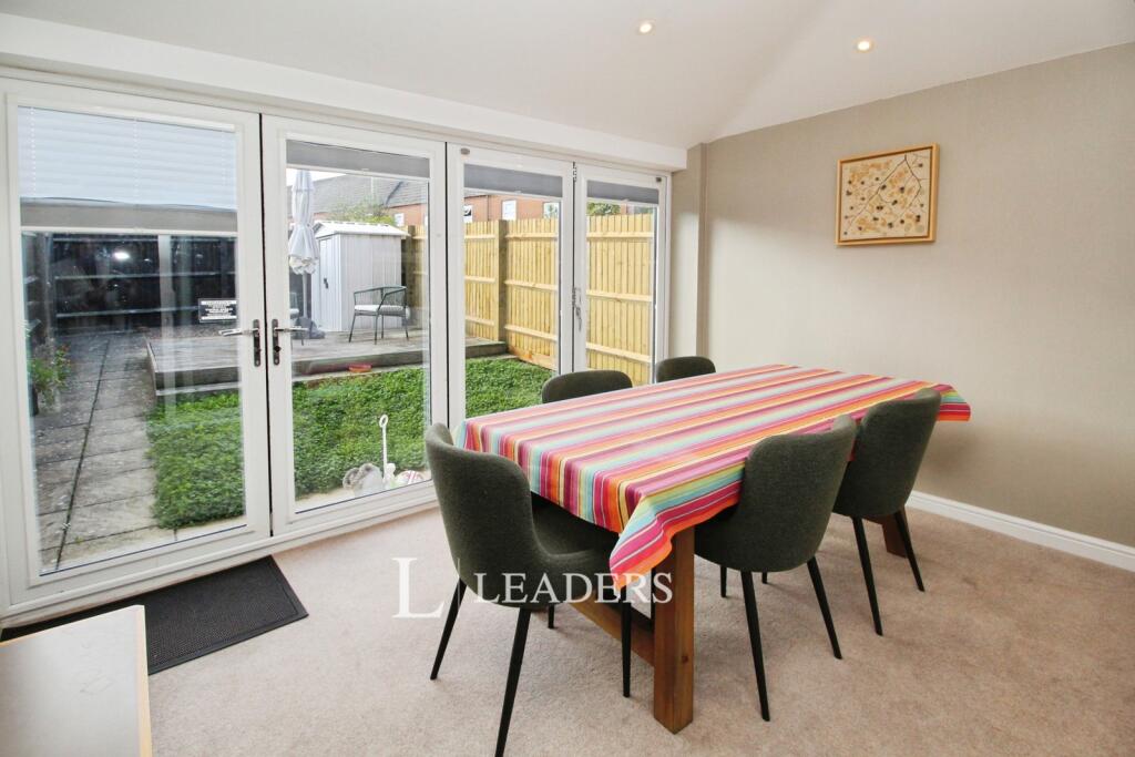 Colossus Way, Bletchley, Milton Keynes photo 4
