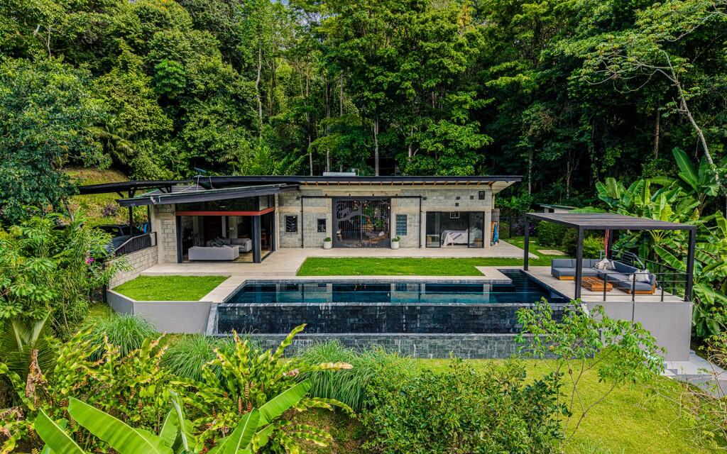 Main image of property: Dominical