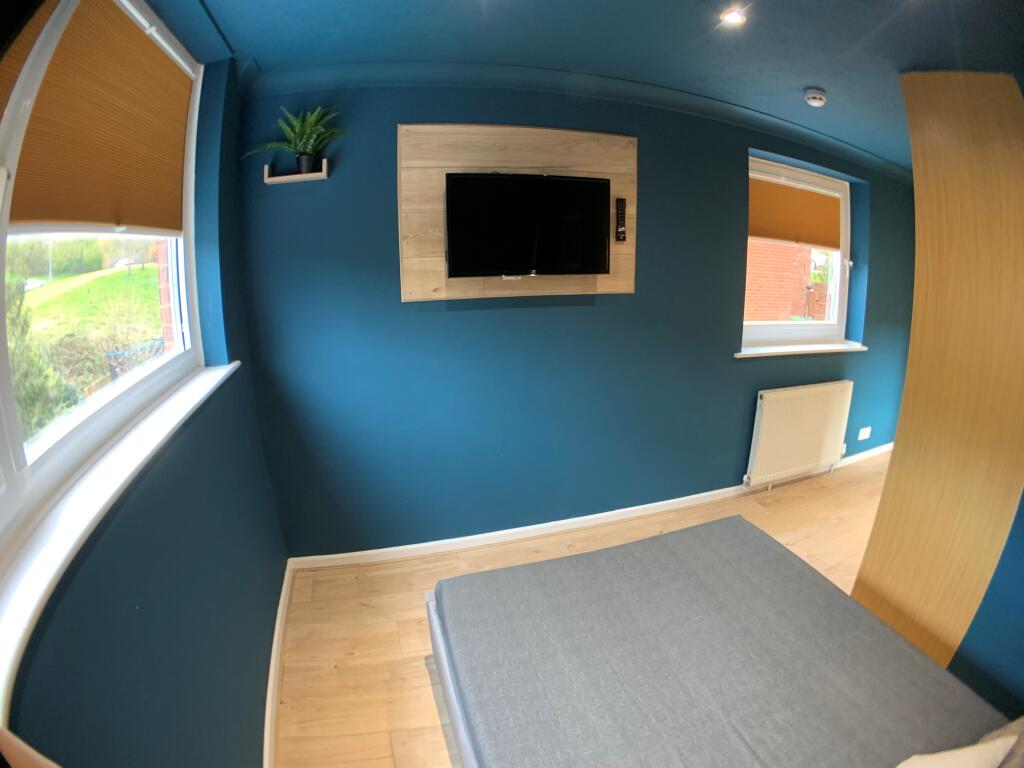 Main image of property: Gloucester Road