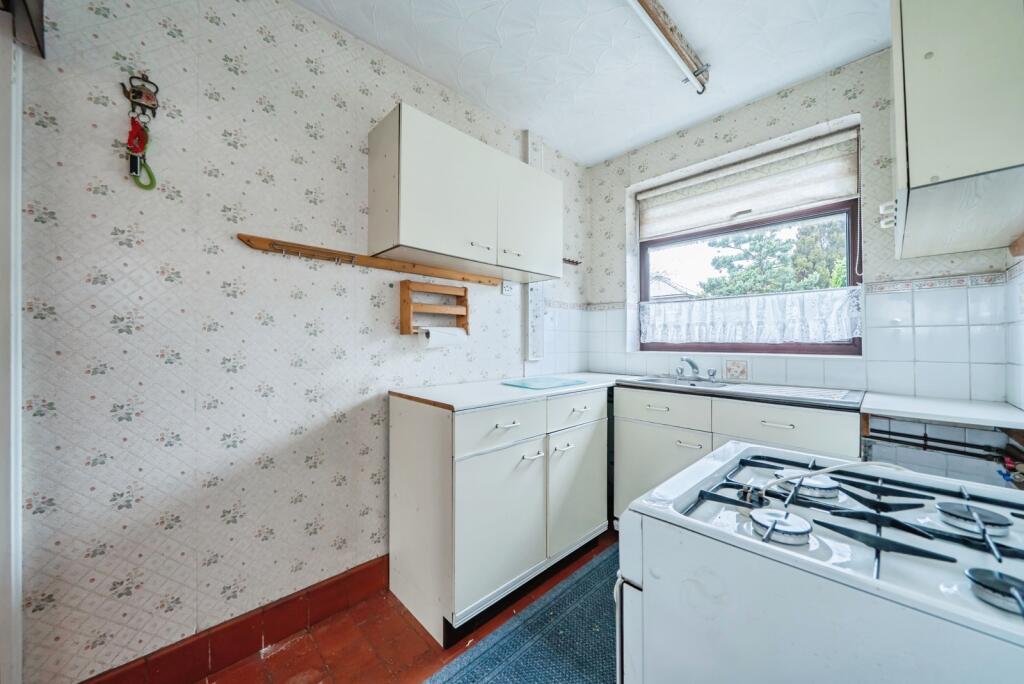 House in Warrington, Longbarn, Fearnhead - View 4