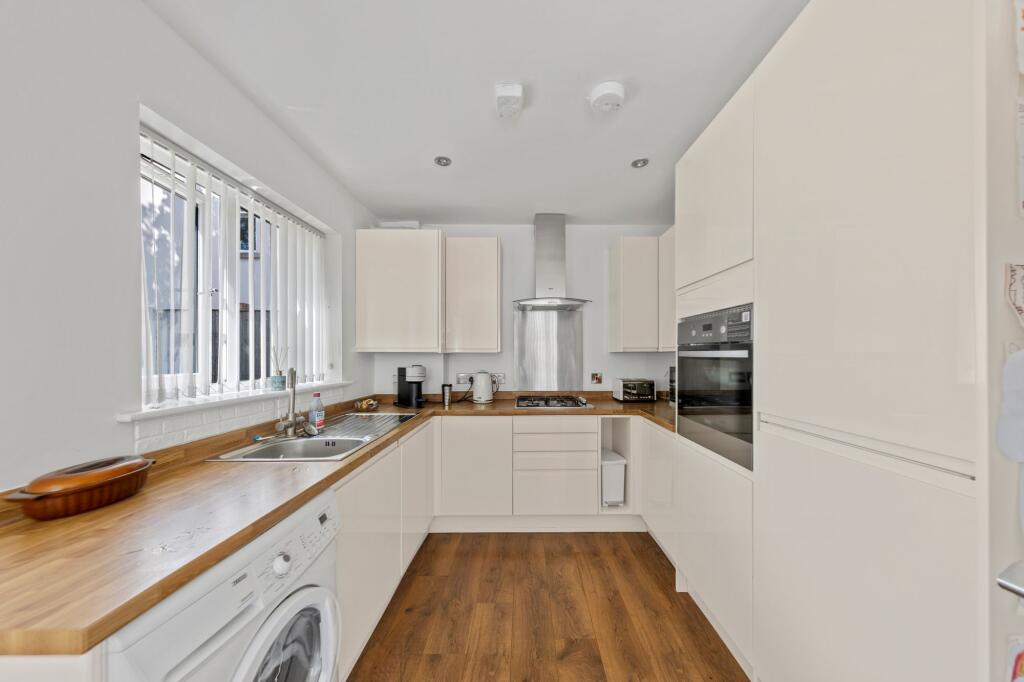 House in Warrington, Rixton-with-Glazebrook - View 3