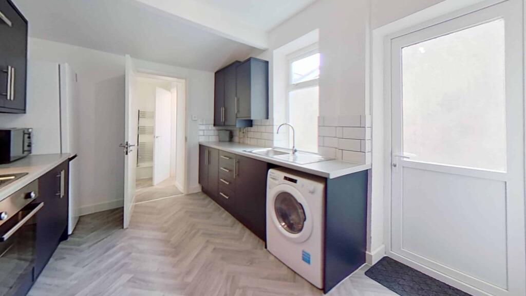 House in Pontypridd, Treforest - View 2