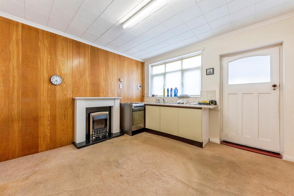 Hawton Road, Newark - View 2