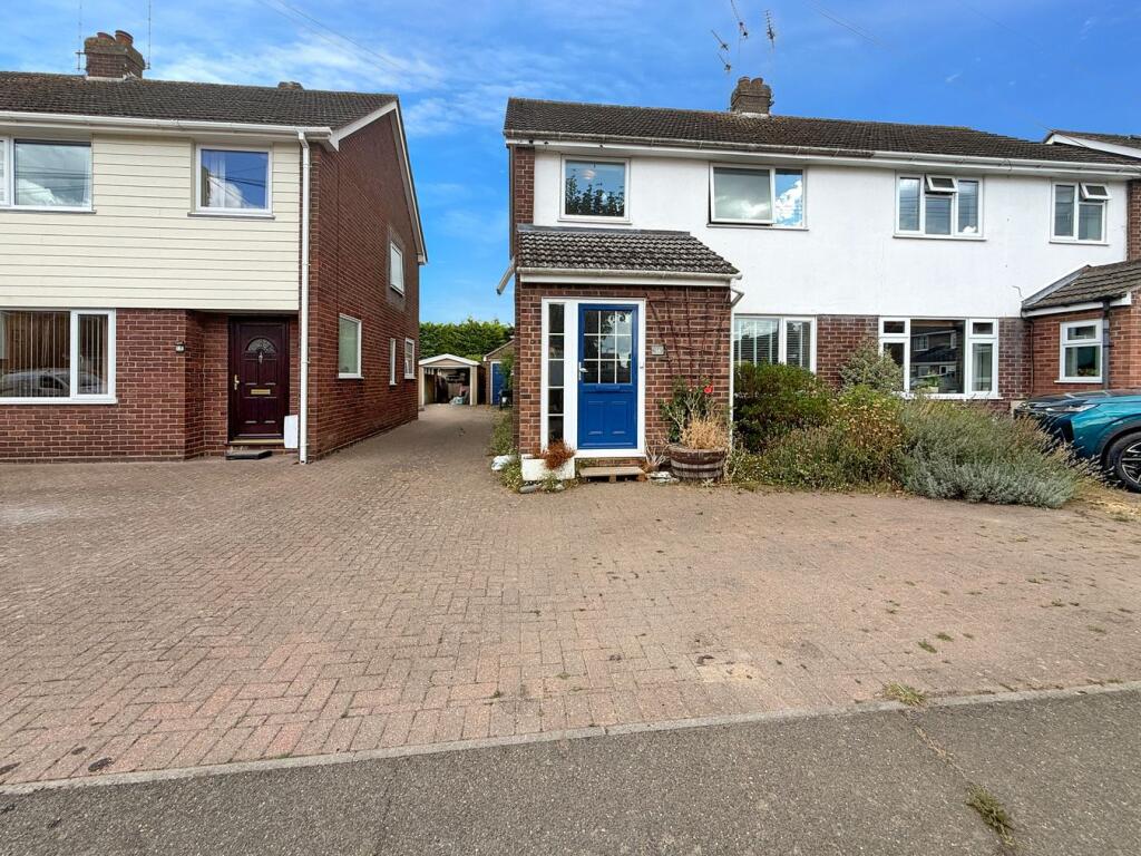 Main image of property: Broomfield Crescent, Wivenhoe, Colchester, CO7