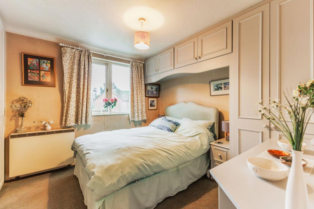 Warwick Road, Stratford-Upon-Avon, CV37 photo 3
