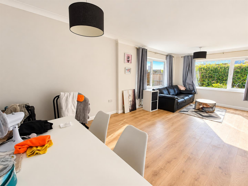 House in Brighton - View 5