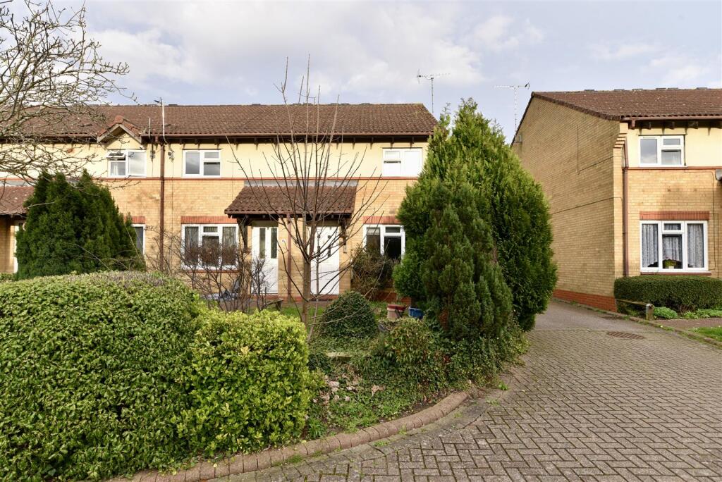 Main image of property: Longcroft Road, Stevenage