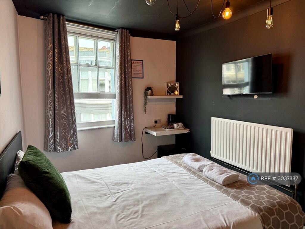 Main image of property: Charlotte St, Brighton, BN2