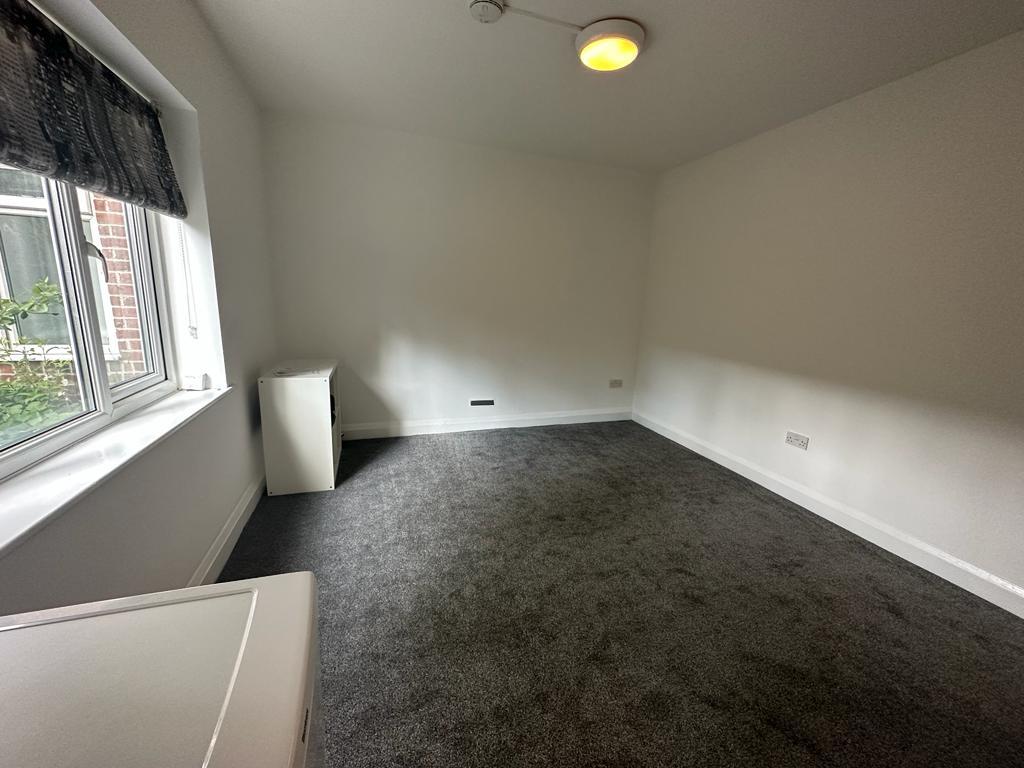 Apartment in Bournemouth - View 4