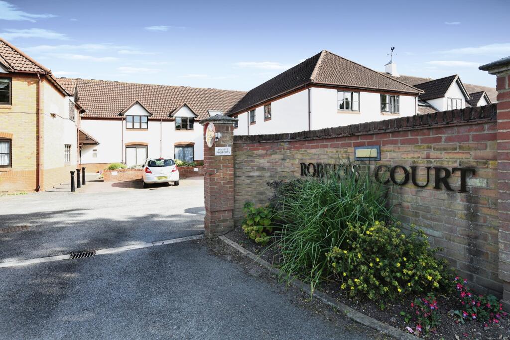 Main image of property: Baddow Road, Chelmsford, Essex, CM2