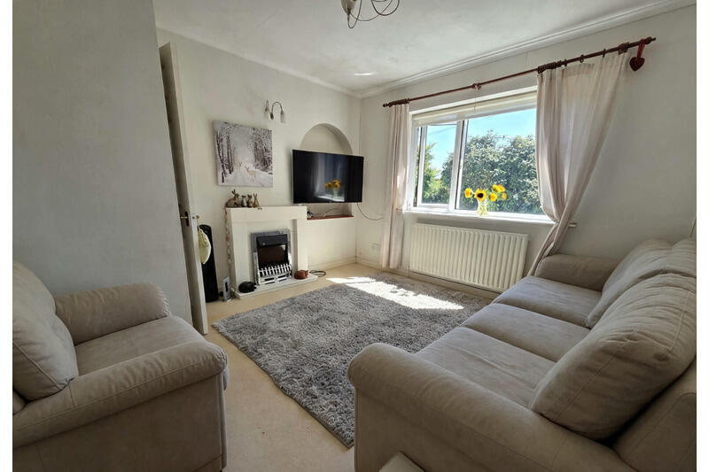 House in Taunton - View 5