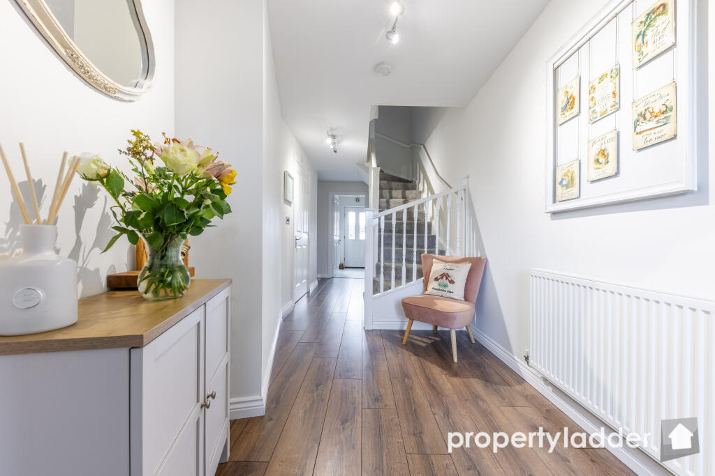Mountbatten Drive, NR6 photo 2