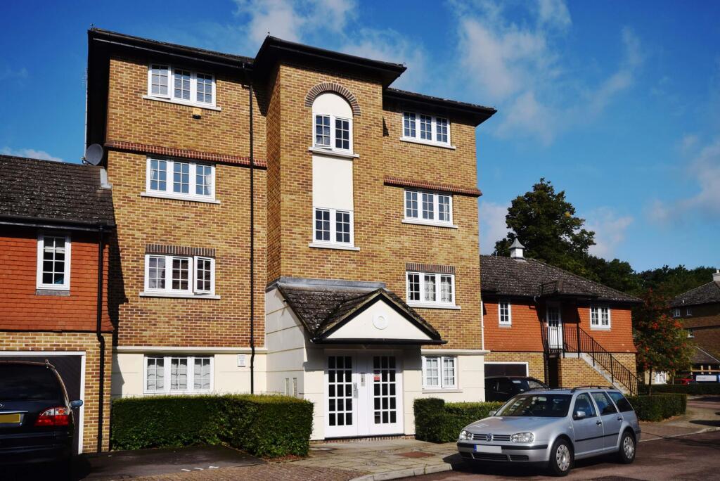 Main image of property: Selhurst Close, Southfields