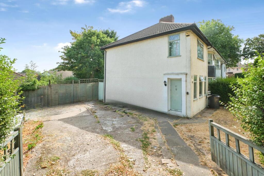 Main image of property: Weycroft Road, Birmingham, West Midlands, B23