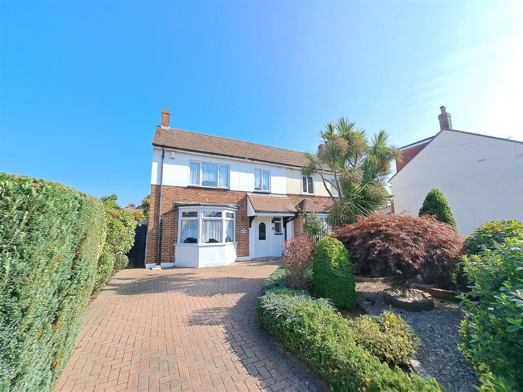 Main image of property: Braemar Avenue, Drayton