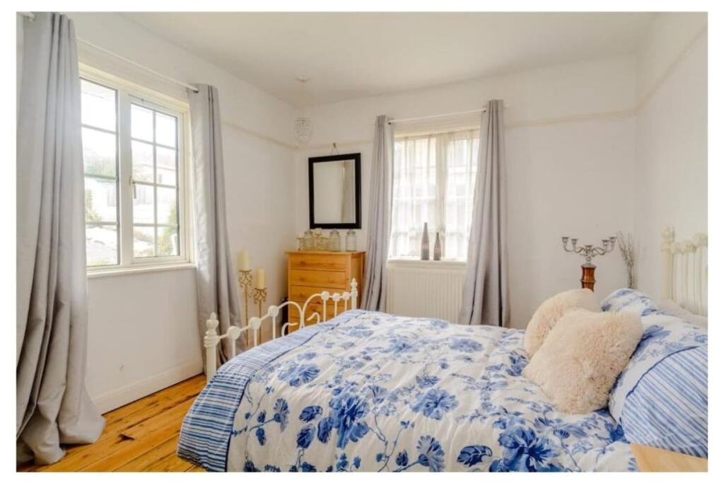 Devonshire Road, Bathampton, BA2 photo 5