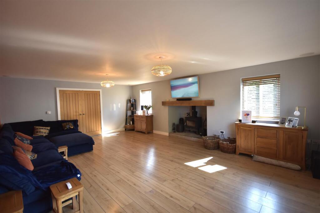 House in Doncaster - View 3