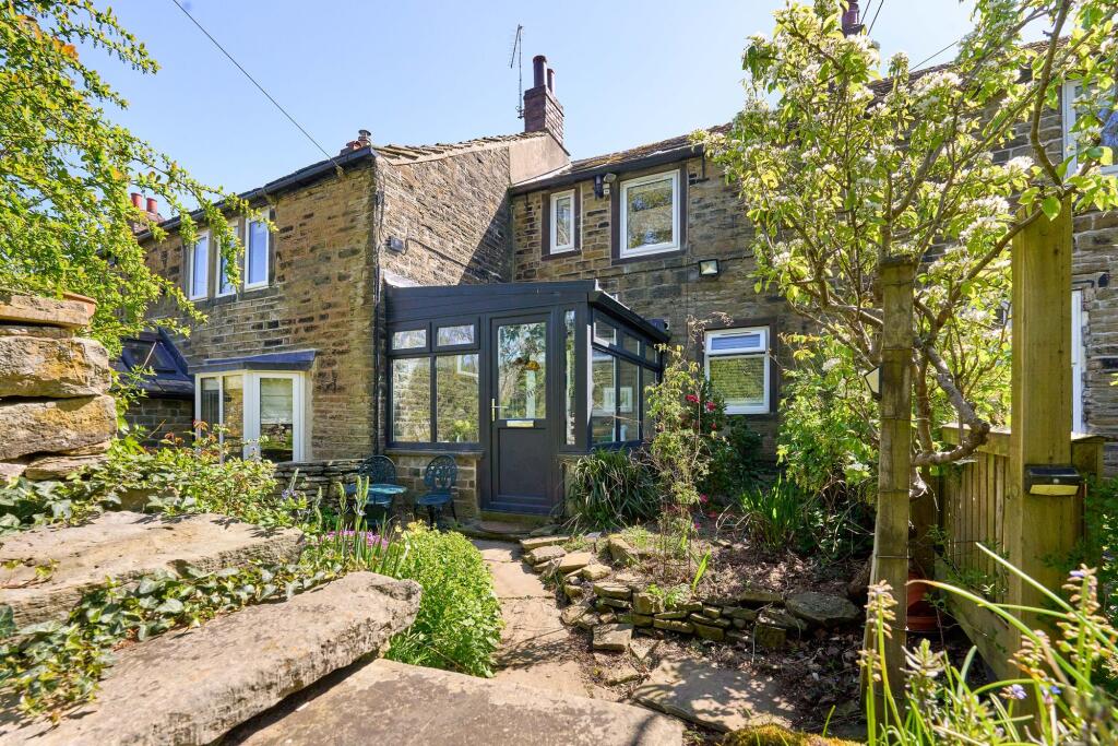 Main image of property: Pheasant Crossing, Bankfoot, Almondbury, HD4
