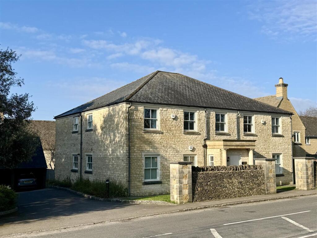 Main image of property: The Slade, Charlbury