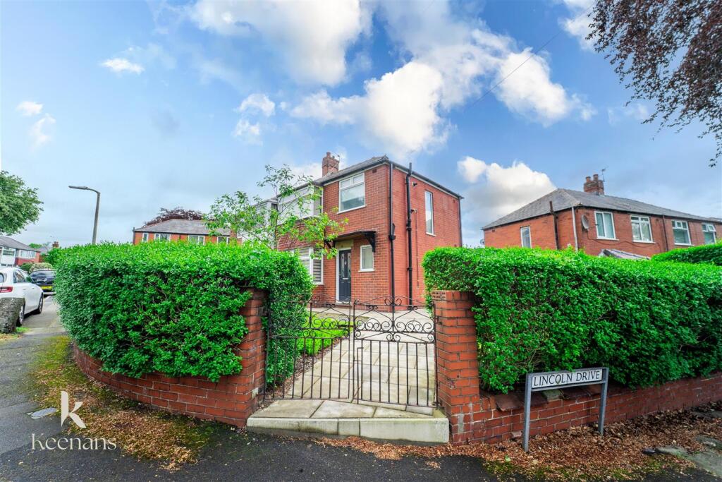 Lincoln Drive, Bury - View 2