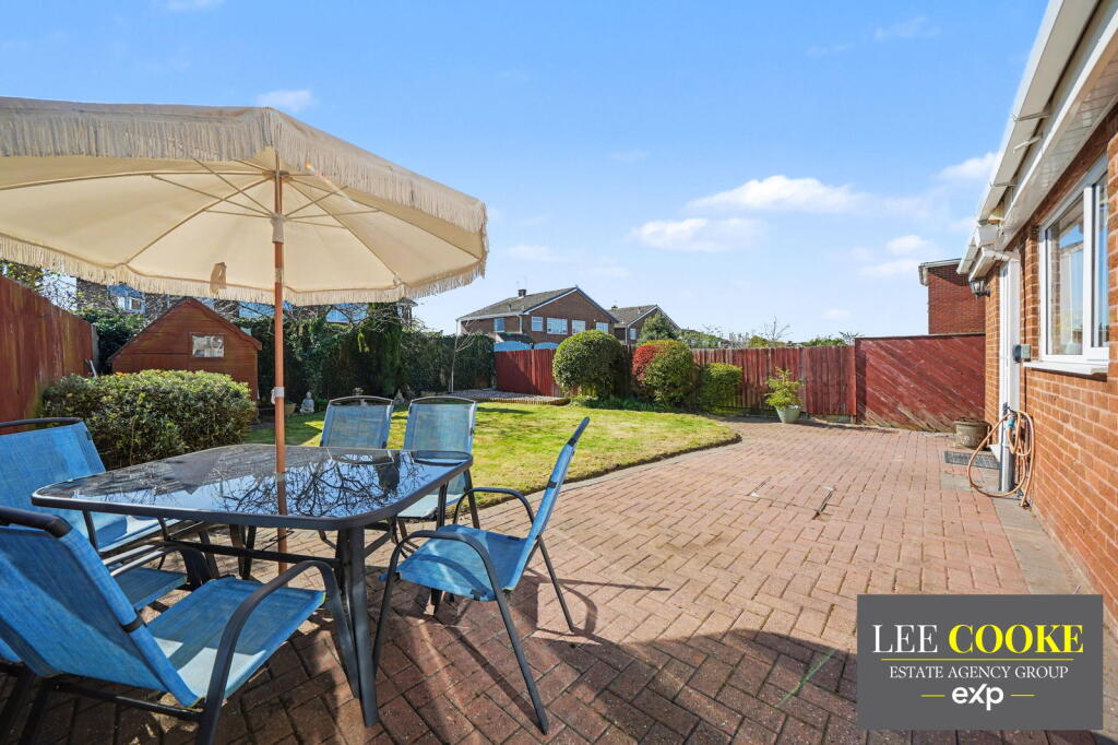 Kempton Drive, Great Wyrley, Walsall, WS6 6DE photo 4