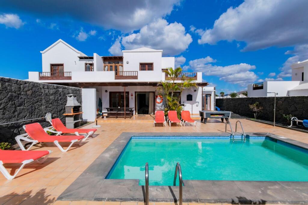 Main image of property: Canary Islands, Lanzarote, Playa Blanca