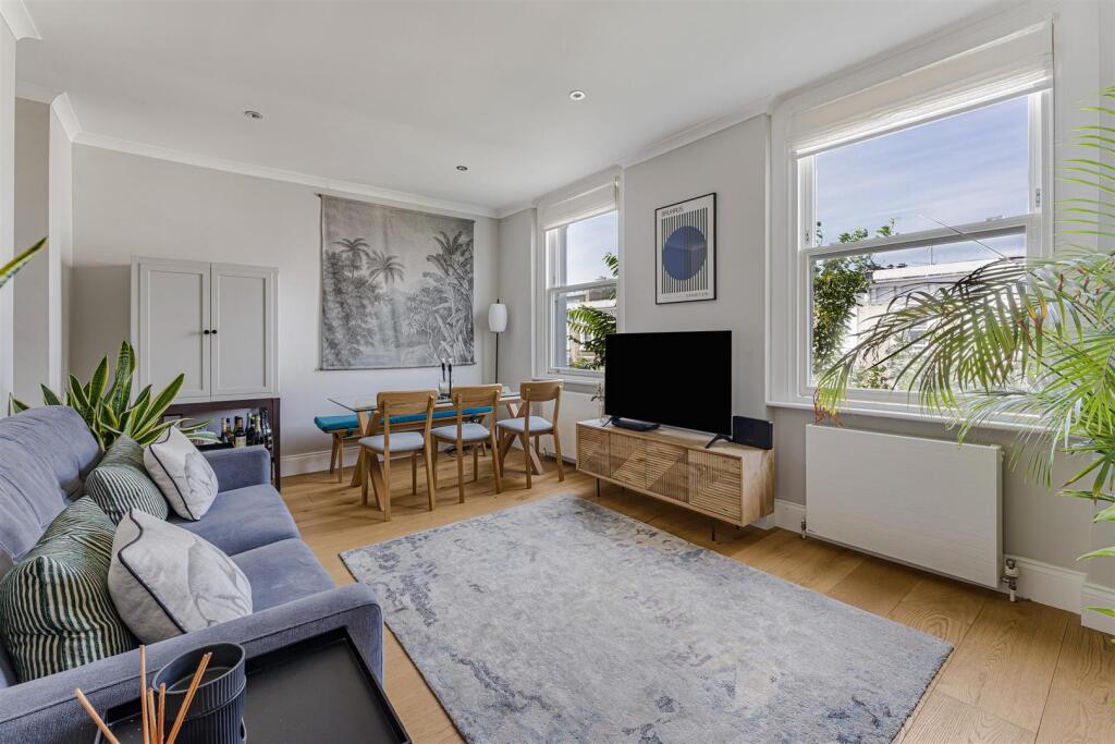 Apartment in London - View 3