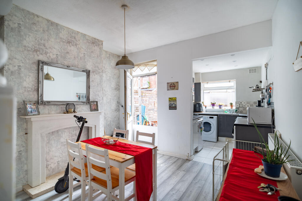 August Road, Liverpool, L6 photo 4