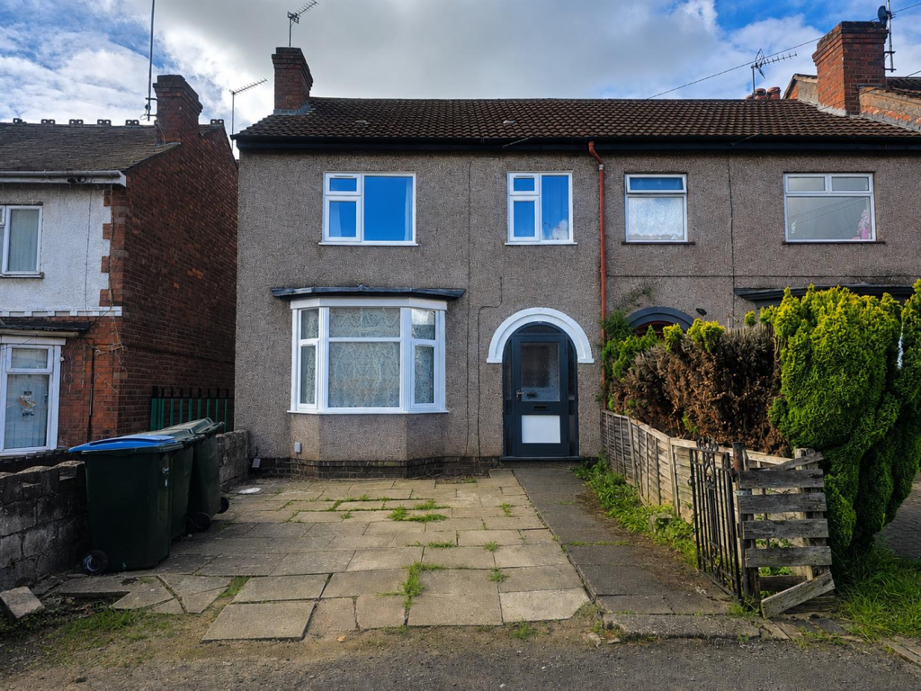 Main image of property: 15 Roman Road, Stoke